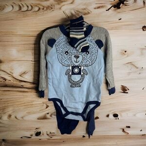 Bear Outfit 6-9 mos NWT Camera Photography Gray Blue Onesie Pants Socks Baby
